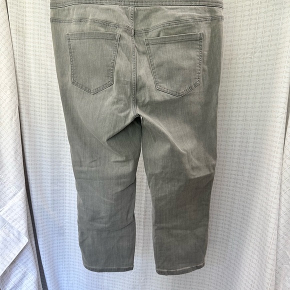 Lean jeans by torrid - Picture 2 of 2